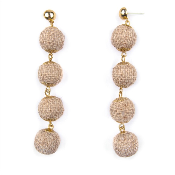 Beautiful neutral tone post drop earrings - Picture 5 of 6